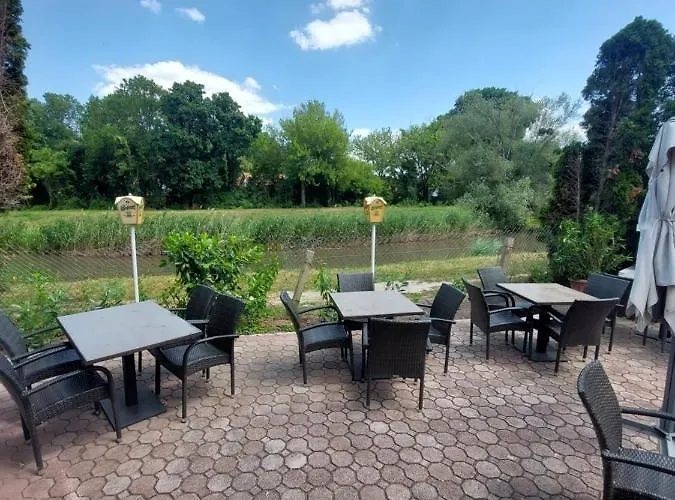 Panorama فندق Mosonmagyaróvár