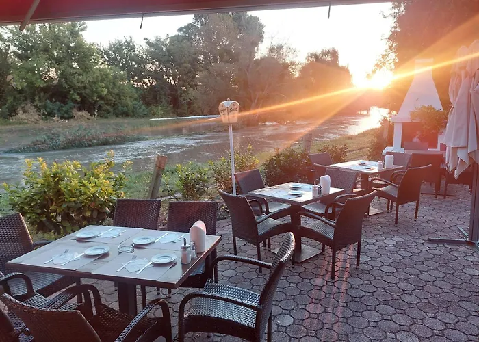 فندق Panorama 3*